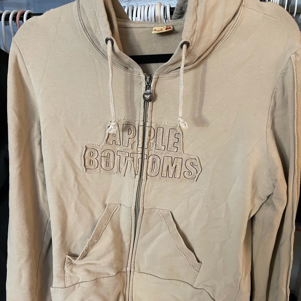 Women’s Apple Bottoms zip up